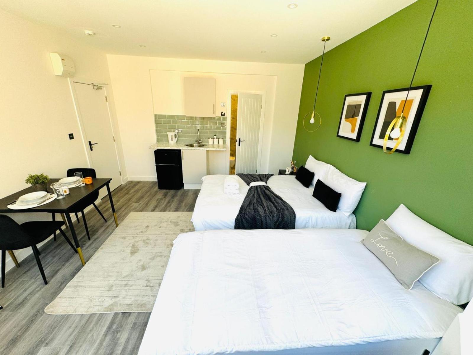Appartamento Luxury Flats, Ideal For Tourists *