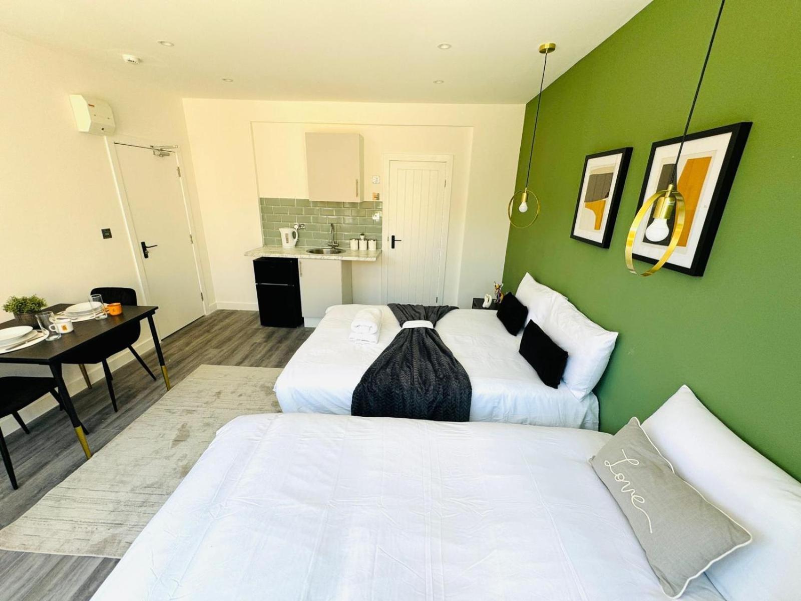 Appartamento Luxury Flats, Ideal For Tourists Londra